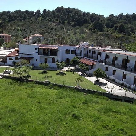 Vontzos Hotel Achladies  Exterior foto