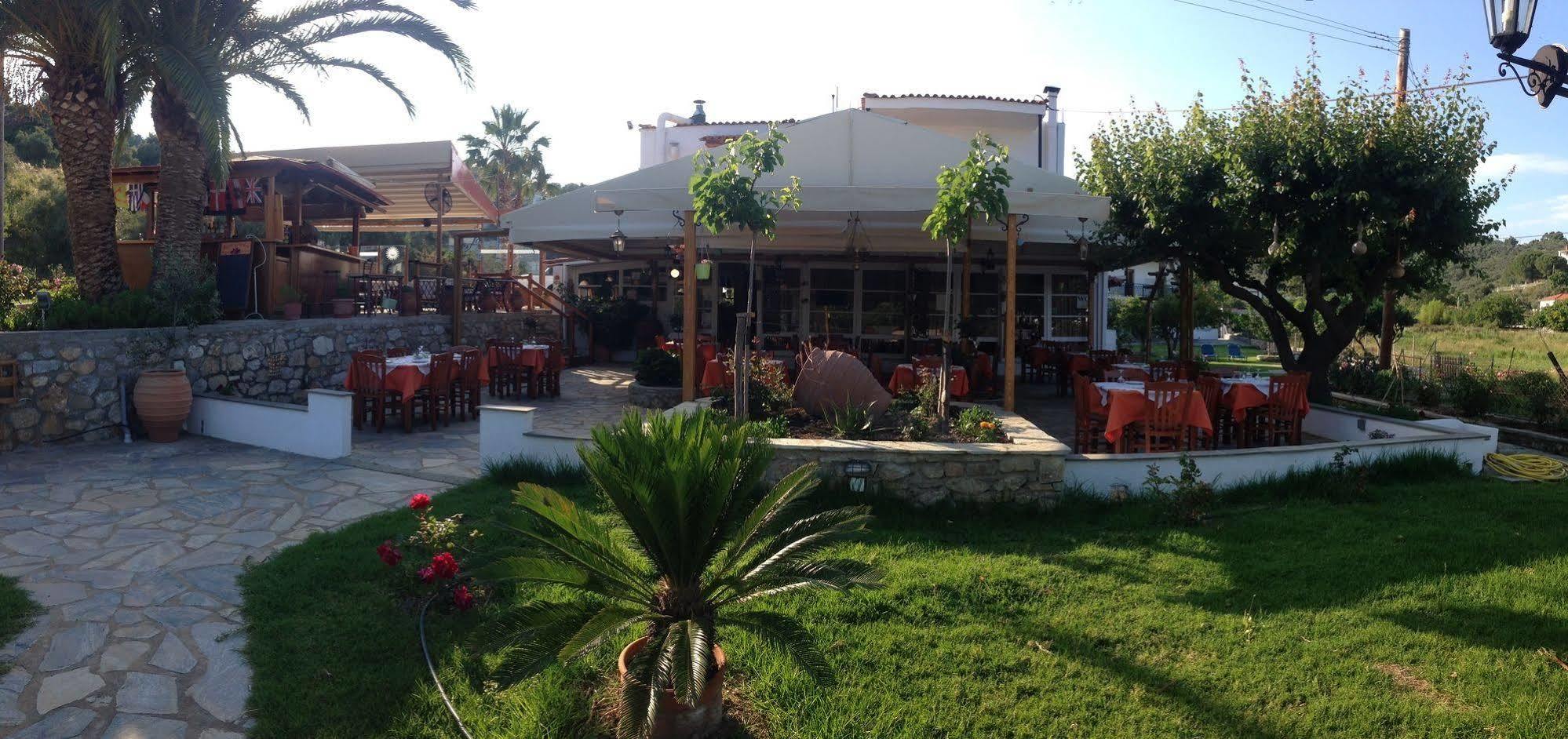 Vontzos Hotel Achladies  Exterior foto