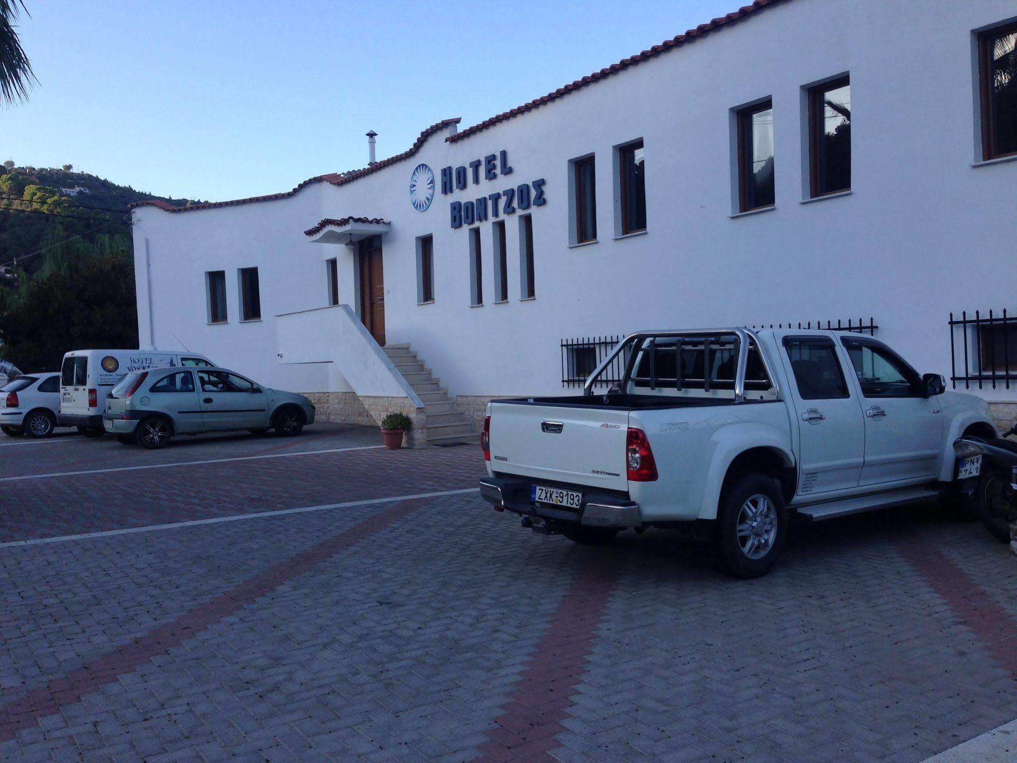 Vontzos Hotel Achladies  Exterior foto