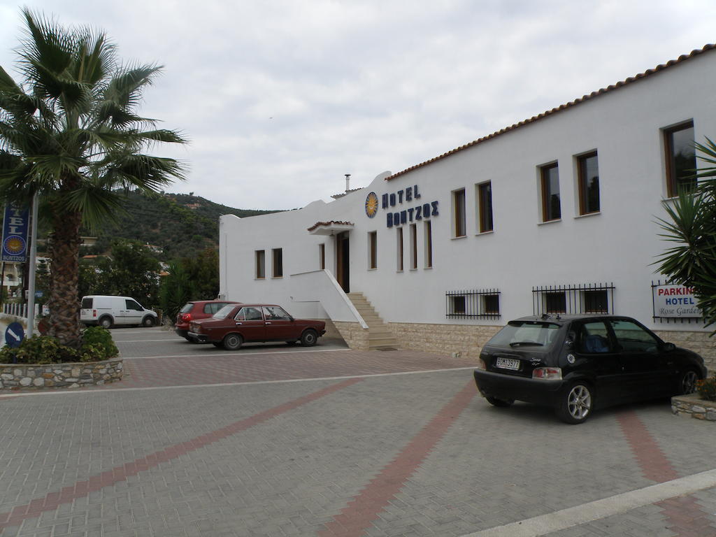 Vontzos Hotel Achladies  Exterior foto